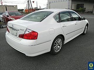 NISSAN FUGA 2009