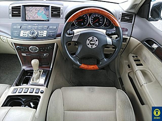 NISSAN FUGA 2009