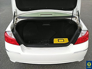 NISSAN FUGA 2009