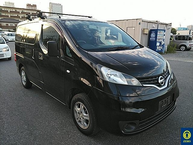 NISSAN NV200 2013