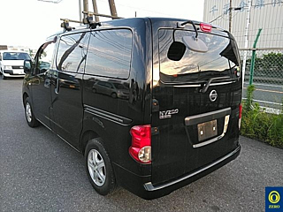 NISSAN NV200 2013