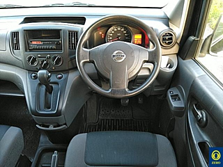NISSAN NV200 2013