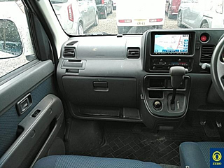 DAIHATSU HIJET VAN 2013