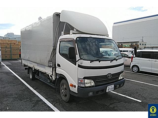 TOYOTA DYNA 2010