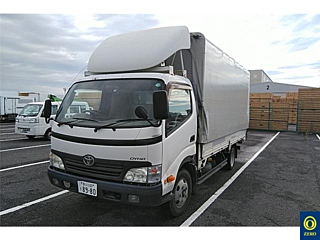 TOYOTA DYNA 2010