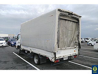 TOYOTA DYNA 2010
