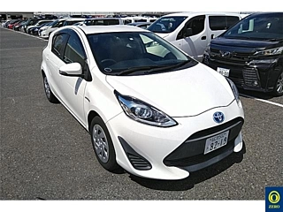 TOYOTA AQUA 2018