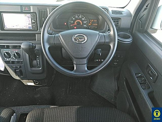 DAIHATSU HIJET VAN 2019