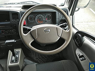 NISSAN ATLAS 2015