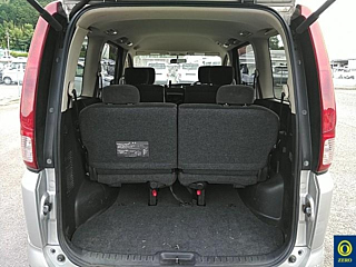 SUZUKI LANDY 2010