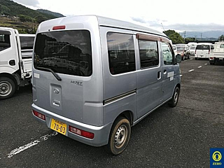 DAIHATSU HIJET VAN 2013
