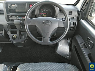 DAIHATSU HIJET VAN 2014