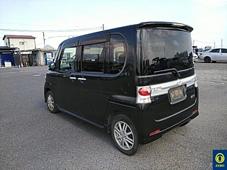 DAIHATSU TANTO 2009