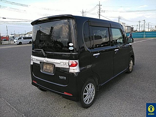 DAIHATSU TANTO 2009