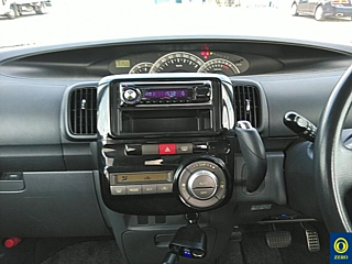 DAIHATSU TANTO 2009