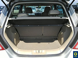 NISSAN TIIDA 2012