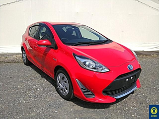 TOYOTA AQUA 2020