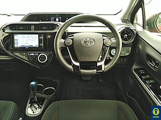 TOYOTA AQUA 2020