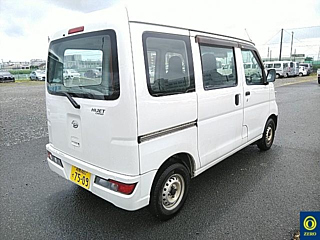 DAIHATSU HIJET VAN 2019