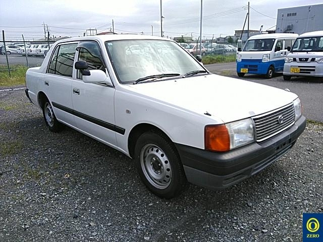 TOYOTA CROWN COMFORT 2010