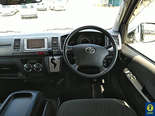 TOYOTA HIACE VAN 2013