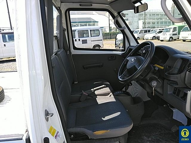 NISSAN CLIPPER TRUCK 2013