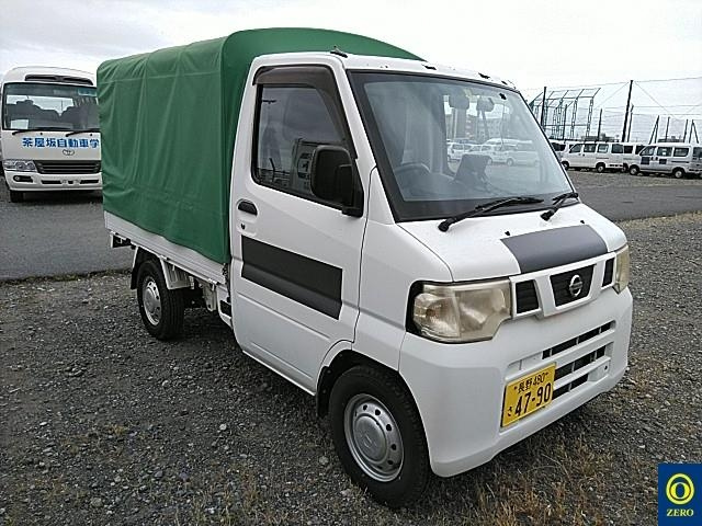 NISSAN CLIPPER TRUCK 2013