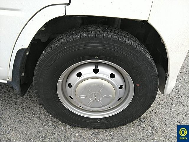 NISSAN CLIPPER TRUCK 2013