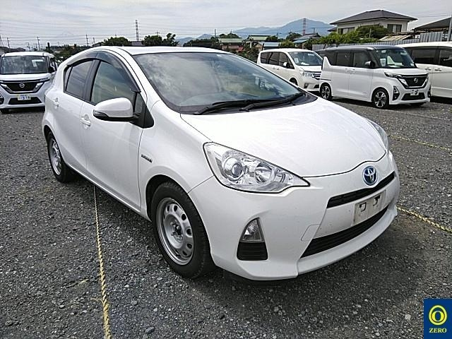 TOYOTA AQUA 2014