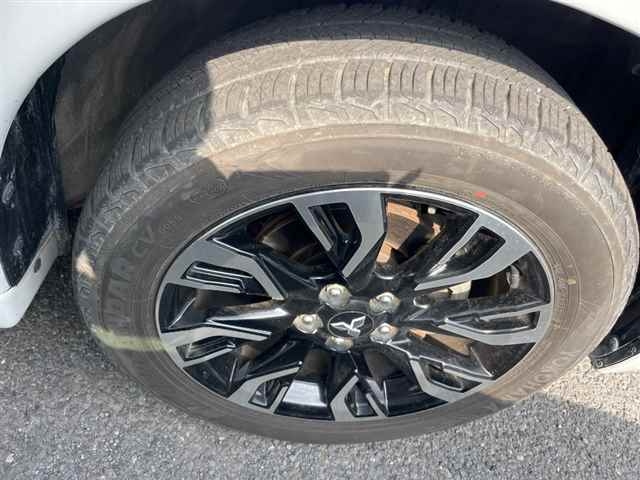 MITSUBISHI OUTLANDER PHEV 2015