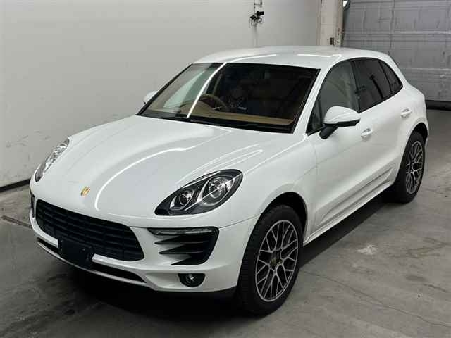 PORSCHE MACAN 2015