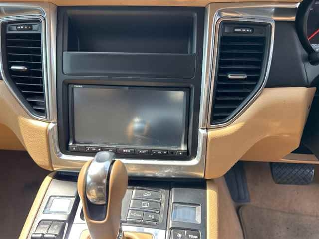 PORSCHE MACAN 2015