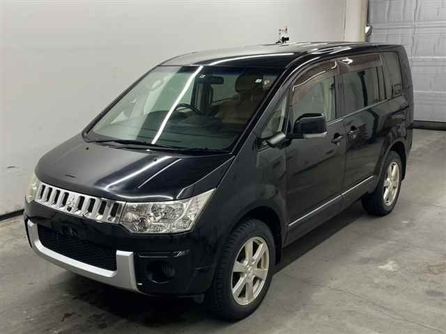 MITSUBISHI DELICA D5 2008