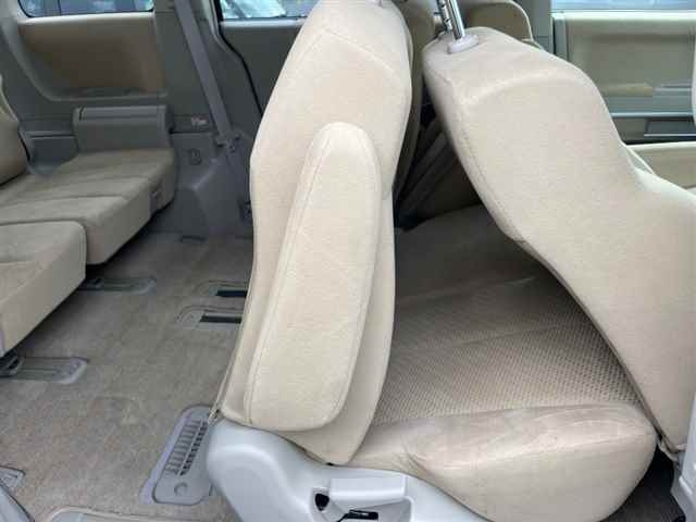 MITSUBISHI DELICA D5 2008