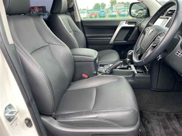 TOYOTA LAND CRUISER PRADO 2017