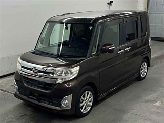 DAIHATSU TANTO 2014