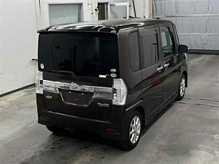 DAIHATSU TANTO 2014