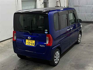 DAIHATSU TANTO 2015