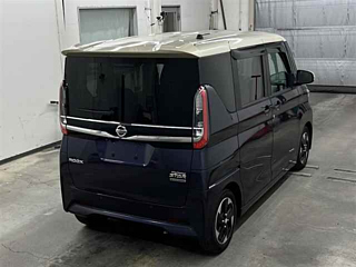 NISSAN ROOX 2022