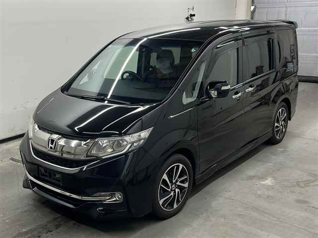HONDA STEP WAGON 2015
