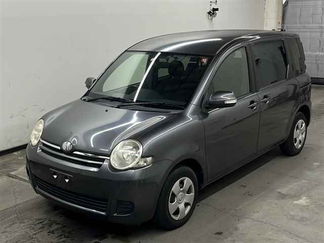 TOYOTA SIENTA 2012