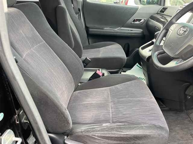 TOYOTA VELLFIRE 2012