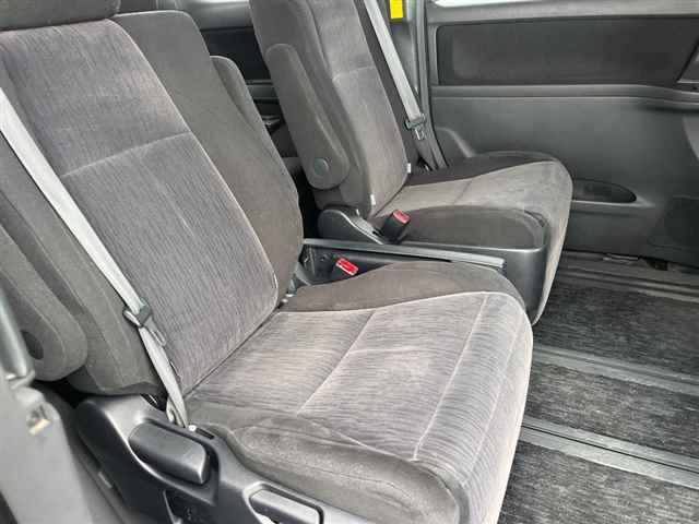 TOYOTA VELLFIRE 2012