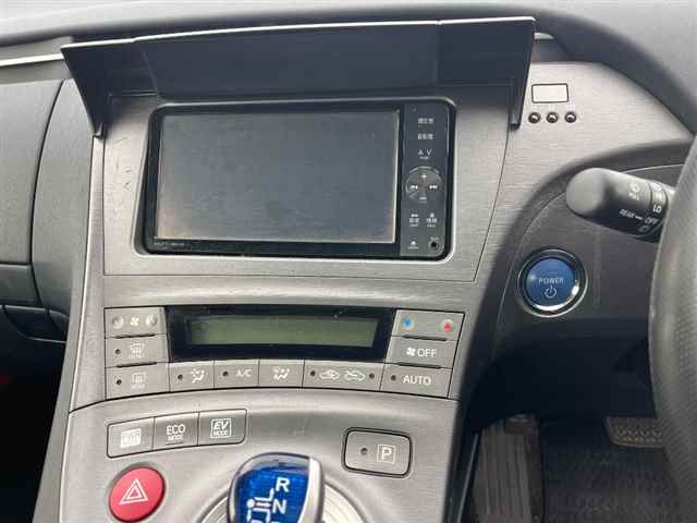 TOYOTA PRIUS 2012