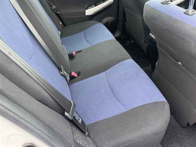 TOYOTA PRIUS 2012