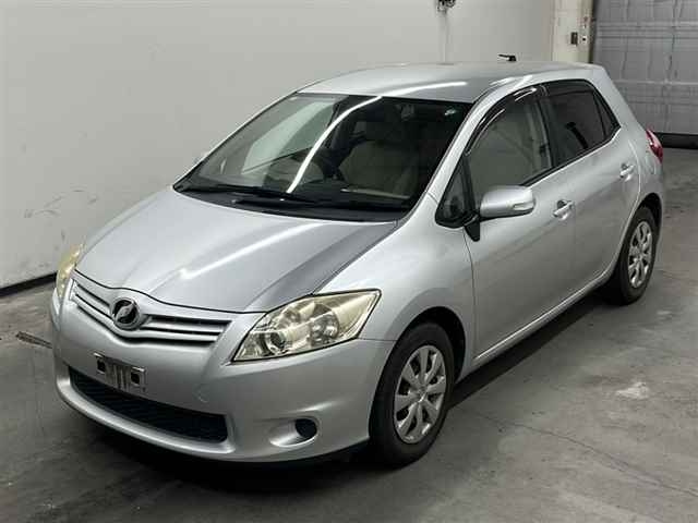 TOYOTA AURIS 2010