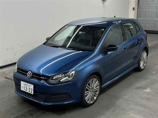 VOLKSWAGEN POLO 2013