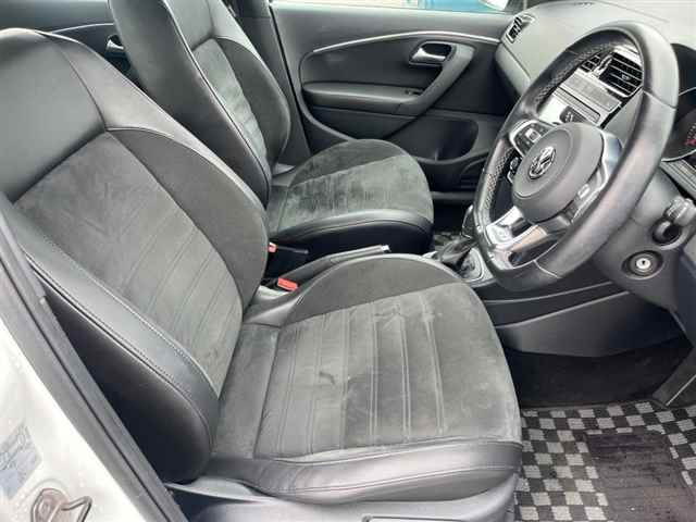 VOLKSWAGEN POLO 2017