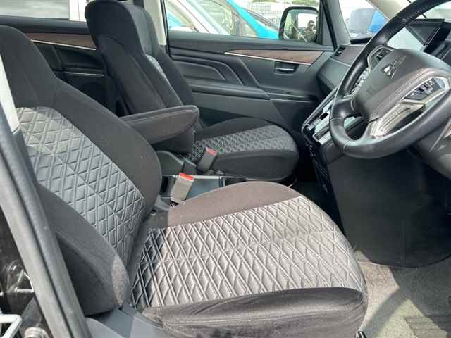 MITSUBISHI DELICA D5 2021