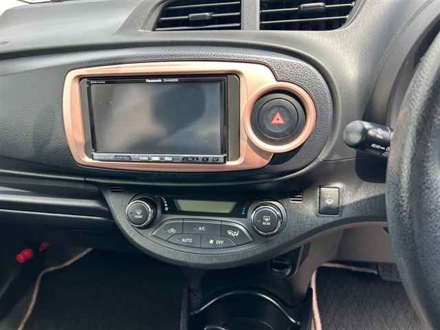 TOYOTA VITZ 2013